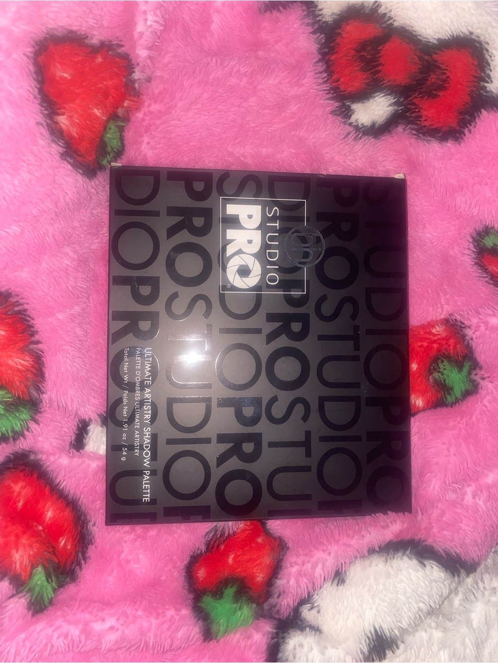 BH Cosmetics Eyeshadow Palette with Multicolor Shades